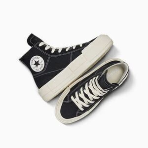 Converse Chuck Taylor Black Cruise Hightop Sneakers 9/8 NIB